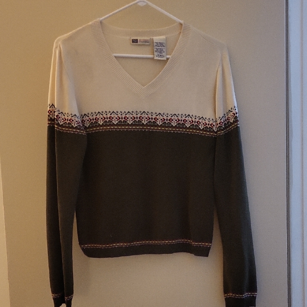 Cream and Green V-Neck Sweater